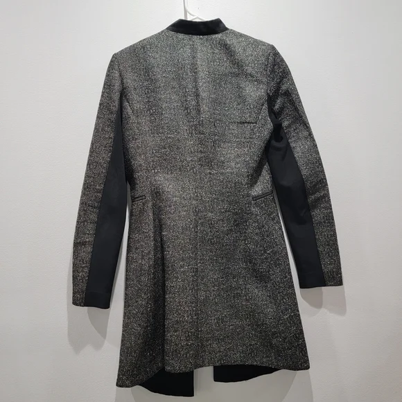 BCBGMaxAzria Silver And Black Shimmery Blazer Coat Size XS